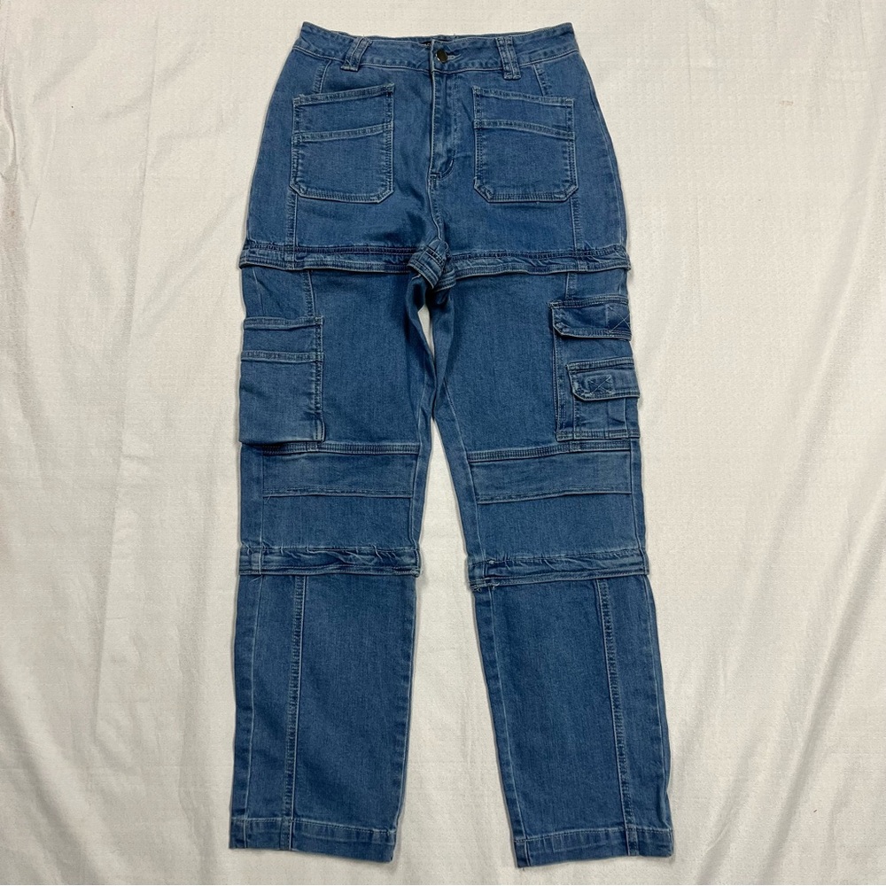 Fashion Nova ladies "Totally sick cargo jeans" size 7